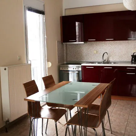 Bright & Quiet Two Bedroom House Apartmán Kavala