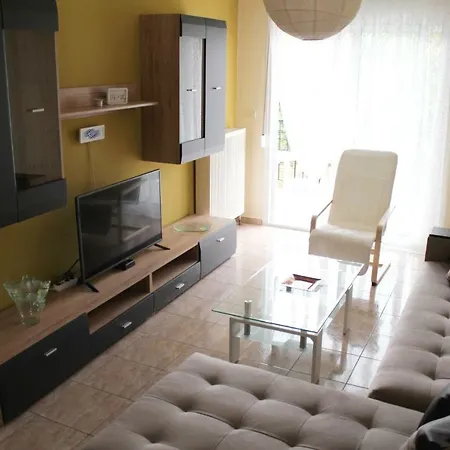 Apartmán Bright & Quiet Two Bedroom House *